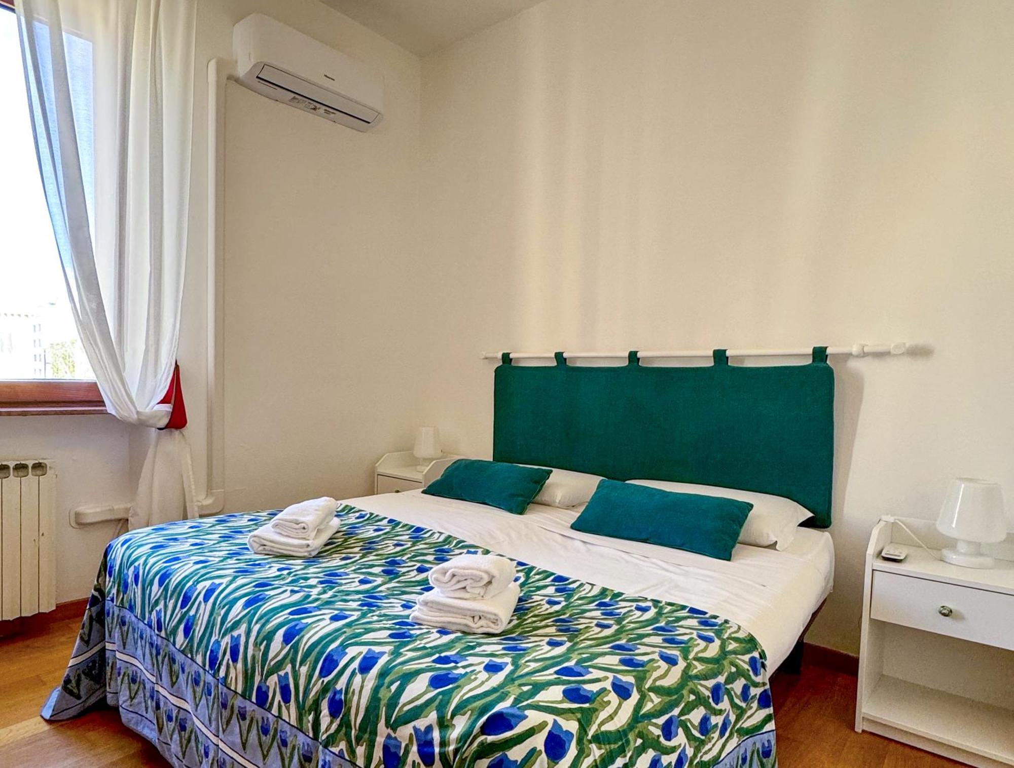 Jhhit - In The Heart Of Near The Colosseum Apartment *